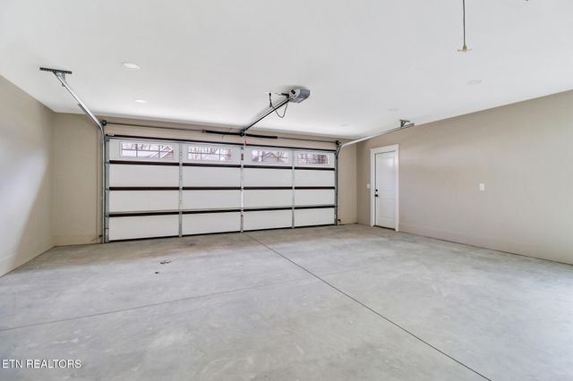 116 Highgate Drive, Crossville, TN 38558