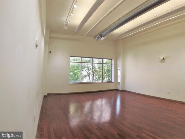 718 CHESTNUT ST, Philadelphia, PA 19106