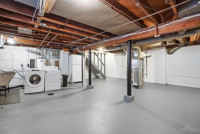 3110 Kinmont Street, Cincinnati, OH 45208