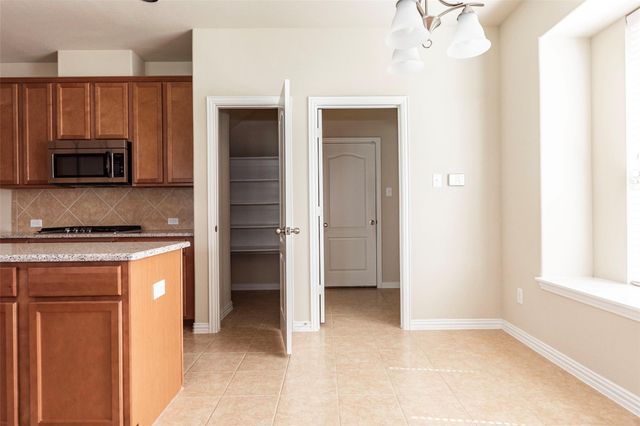 1608 Nacogdoches Valley Drive, League City, TX 77573