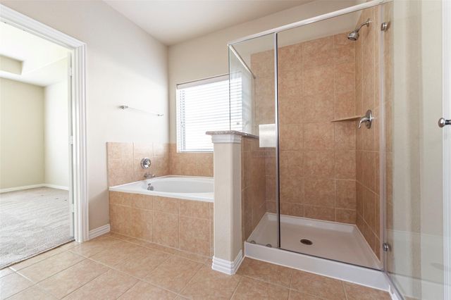 1608 Nacogdoches Valley Drive, League City, TX 77573