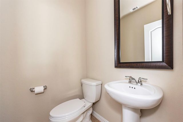 1608 Nacogdoches Valley Drive, League City, TX 77573