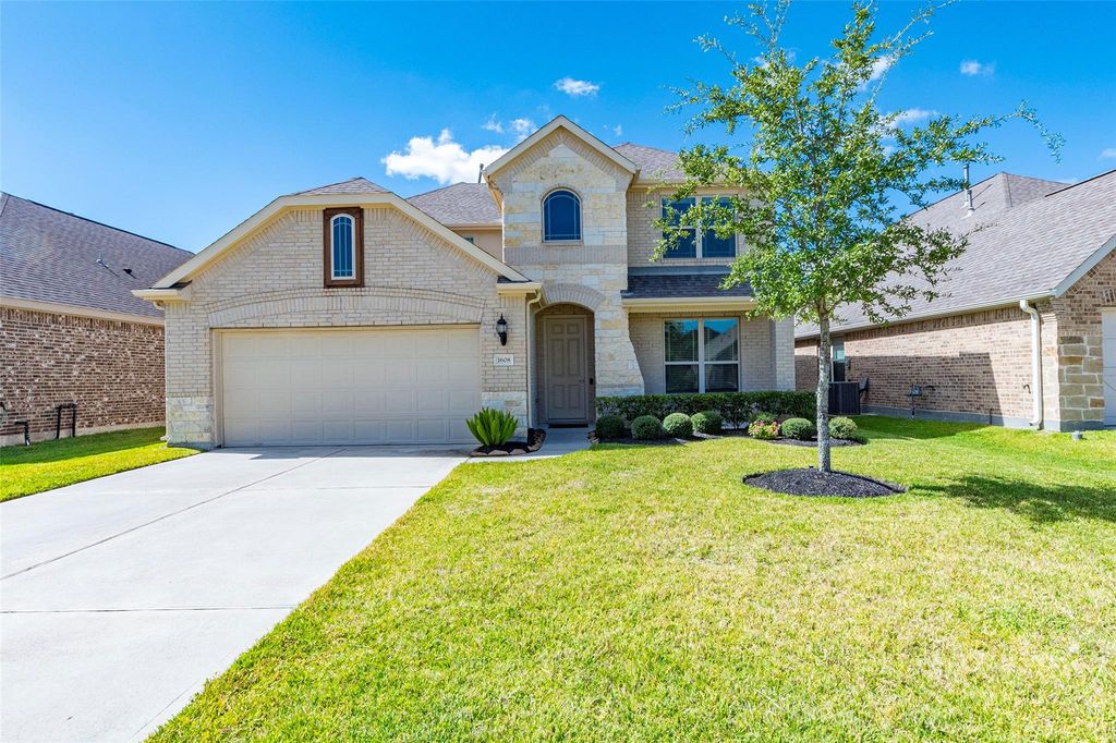 1608 Nacogdoches Valley Drive, League City, TX 77573