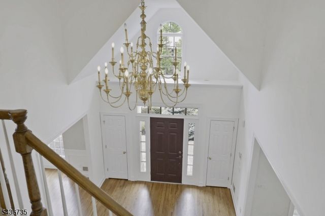 66 Beachmont Terrace, North Caldwell Boro, NJ 07006