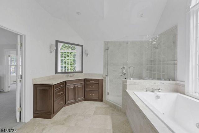 66 Beachmont Terrace, North Caldwell Boro, NJ 07006