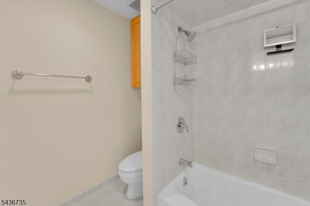 66 Beachmont Terrace, North Caldwell Boro, NJ 07006