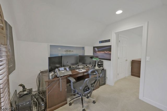 66 Beachmont Terrace, North Caldwell Boro, NJ 07006