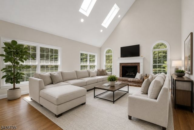 66 Beachmont Terrace, North Caldwell Boro, NJ 07006