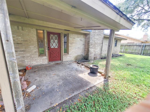 214 Williamsburg Avenue, Victoria, TX 77904
