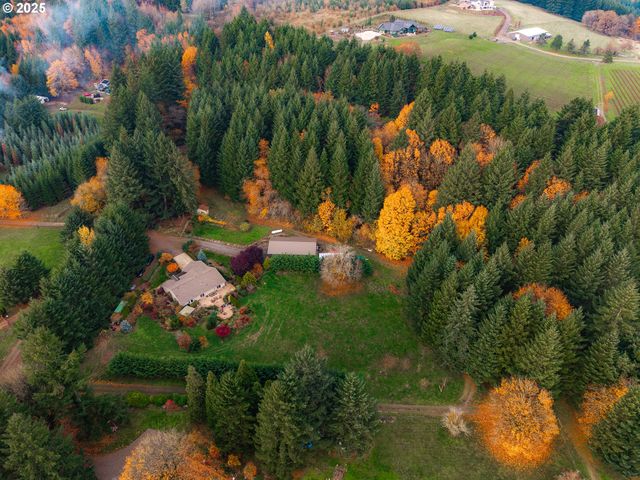 17200 Ne SLOPE Ln, Newberg, OR 97132