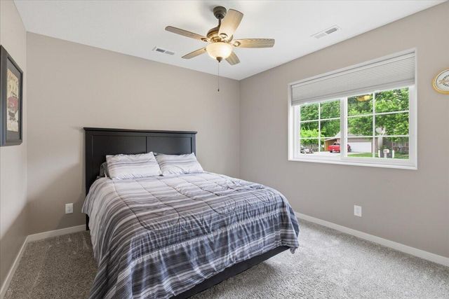 1220 N 29TH Street, Council Bluffs, IA 51501