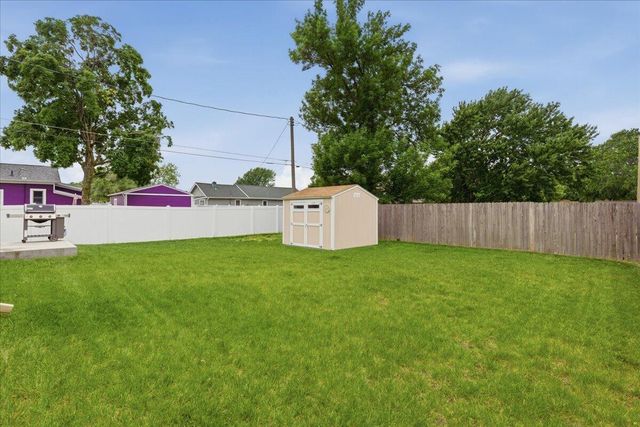 1220 N 29TH Street, Council Bluffs, IA 51501