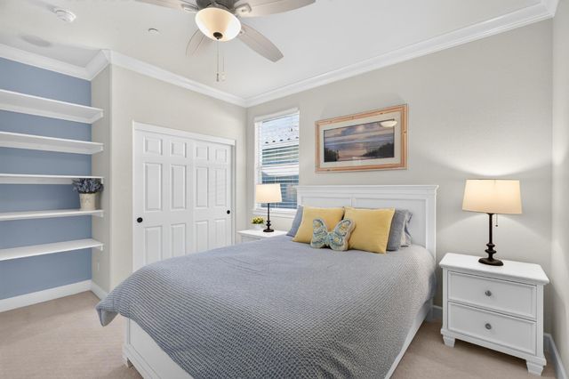 1370 Chestnut Hill Dr, Manteca, CA 95336