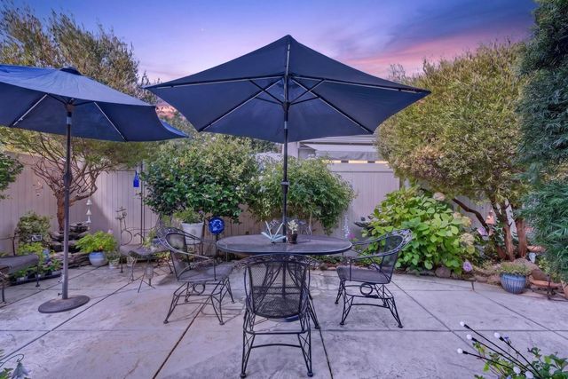 1370 Chestnut Hill Dr, Manteca, CA 95336
