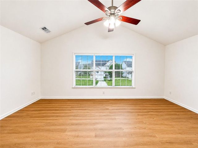 8835 Grappe Trace, Suwanee, GA 30024