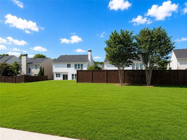 8835 Grappe Trace, Suwanee, GA 30024