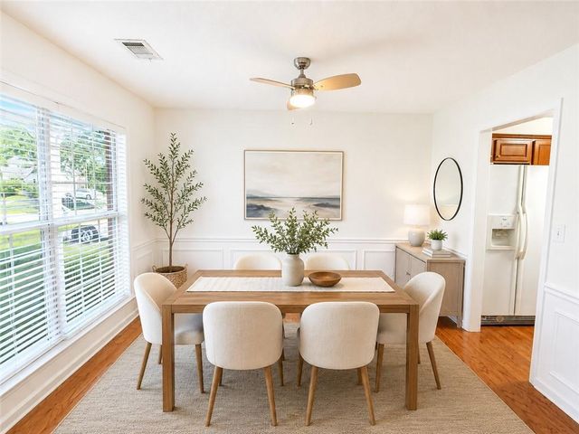 8835 Grappe Trace, Suwanee, GA 30024