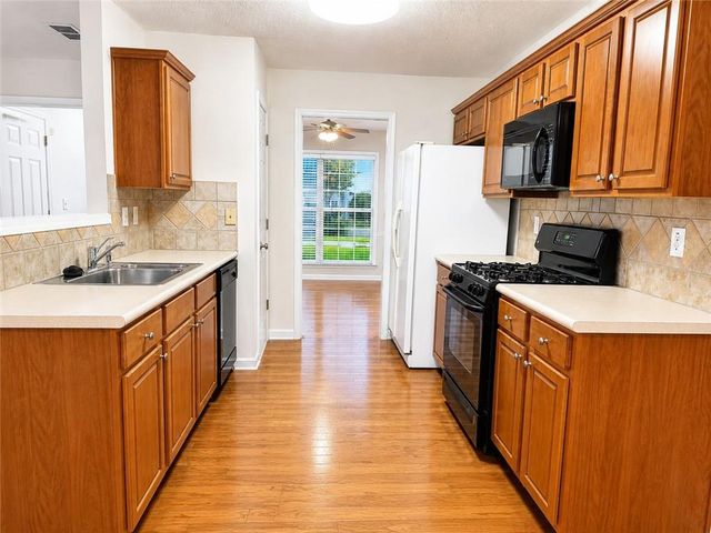 8835 Grappe Trace, Suwanee, GA 30024