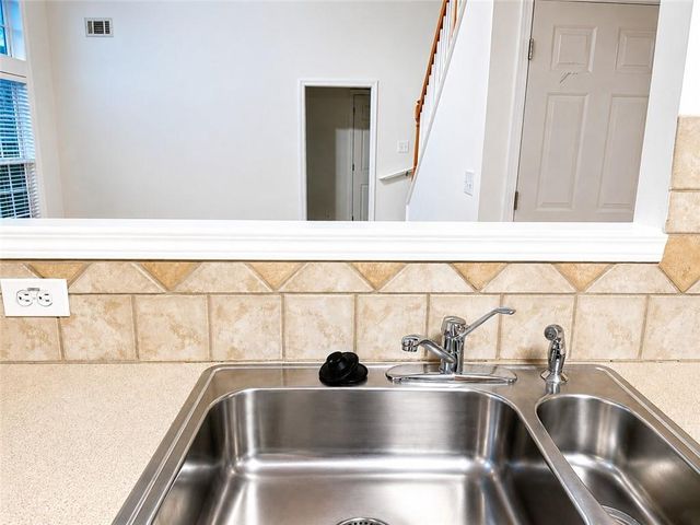 8835 Grappe Trace, Suwanee, GA 30024