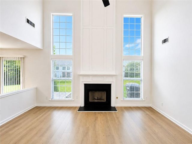 8835 Grappe Trace, Suwanee, GA 30024