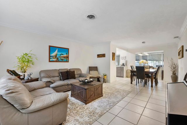 5020 SW 11th Street, Margate, FL 33068