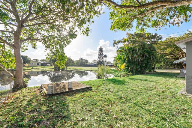 5020 SW 11th Street, Margate, FL 33068