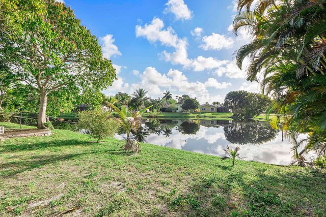 5020 SW 11th Street, Margate, FL 33068