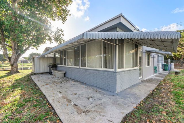 5020 SW 11th Street, Margate, FL 33068