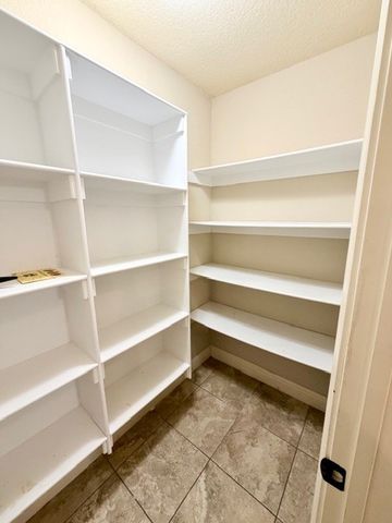 2903 SW Tanglewood Avenue, Bentonville, AR 72712