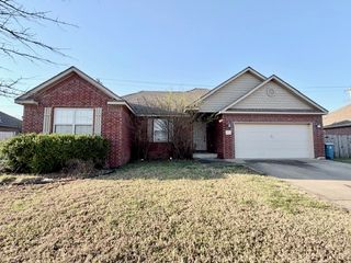 2903 SW Tanglewood Avenue, Bentonville, AR 72712