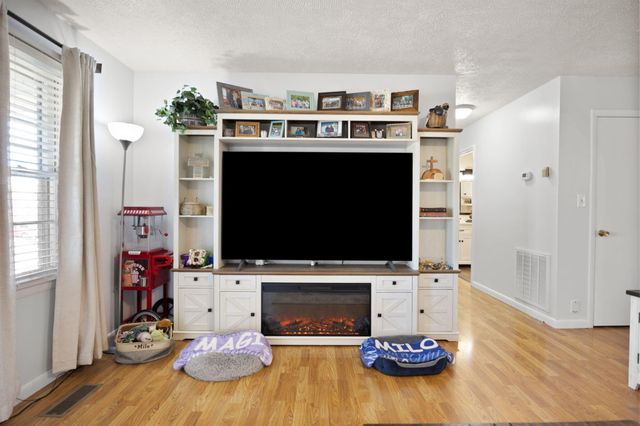 237 Magnolia Avenue, Somerset, KY 42503