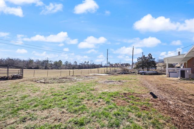 237 Magnolia Avenue, Somerset, KY 42503