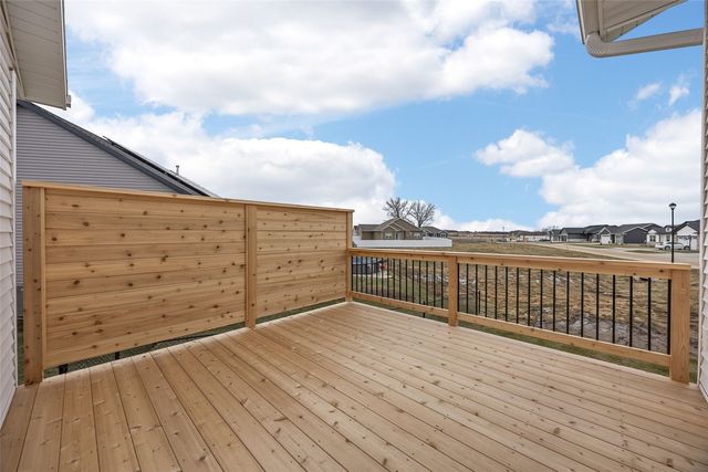 717 Pointer Circle, Center Point, IA 52213