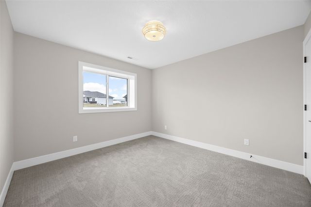 717 Pointer Circle, Center Point, IA 52213