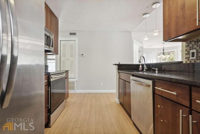 1007 Sandy Lane Drive, Alpharetta, GA 30022