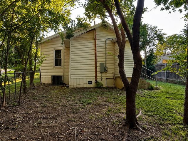 807 S Elm ST, Georgetown, TX 78626
