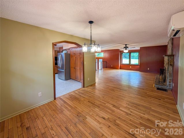 328 Wooded Valley Lane, Burnsville, NC 28714