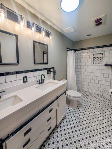 328 Wooded Valley Lane, Burnsville, NC 28714