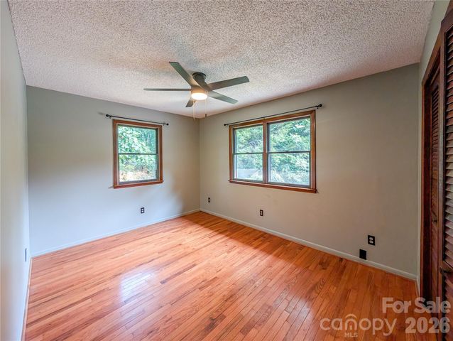 328 Wooded Valley Lane, Burnsville, NC 28714