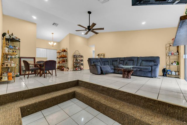 4941 NW 83rd Avenue, Lauderhill, FL 33351