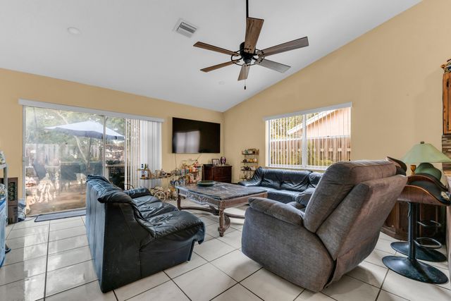 4941 NW 83rd Avenue, Lauderhill, FL 33351