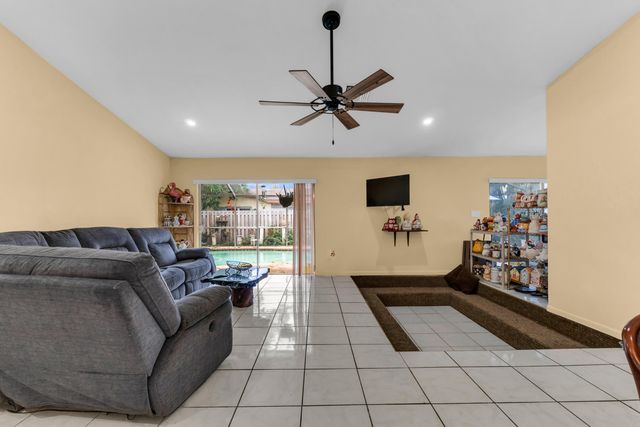 4941 NW 83rd Avenue, Lauderhill, FL 33351
