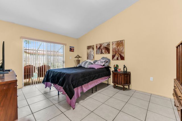 4941 NW 83rd Avenue, Lauderhill, FL 33351