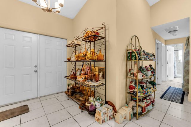4941 NW 83rd Avenue, Lauderhill, FL 33351
