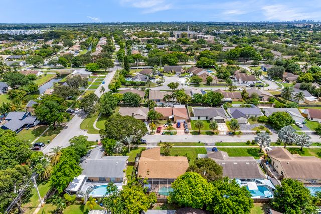 4941 NW 83rd Avenue, Lauderhill, FL 33351
