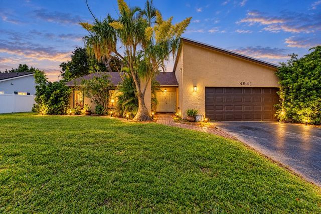 4941 NW 83rd Avenue, Lauderhill, FL 33351