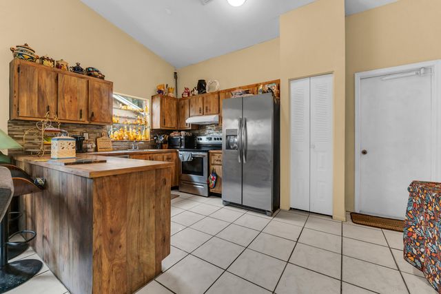 4941 NW 83rd Avenue, Lauderhill, FL 33351