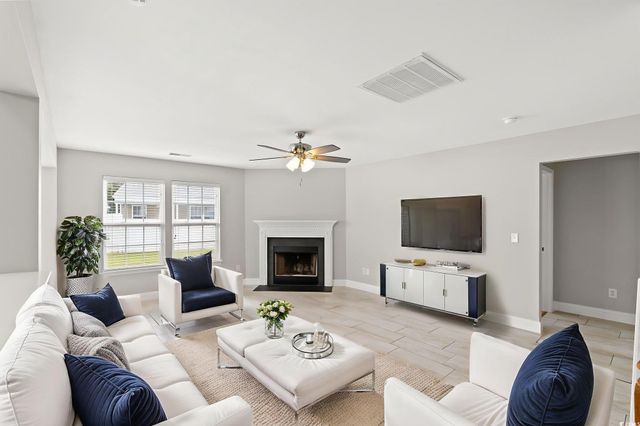 305 Winslow Ave., Myrtle Beach, SC 29588