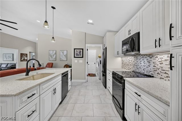 14066 Castle Hill WAY, Fort Myers, FL 33919