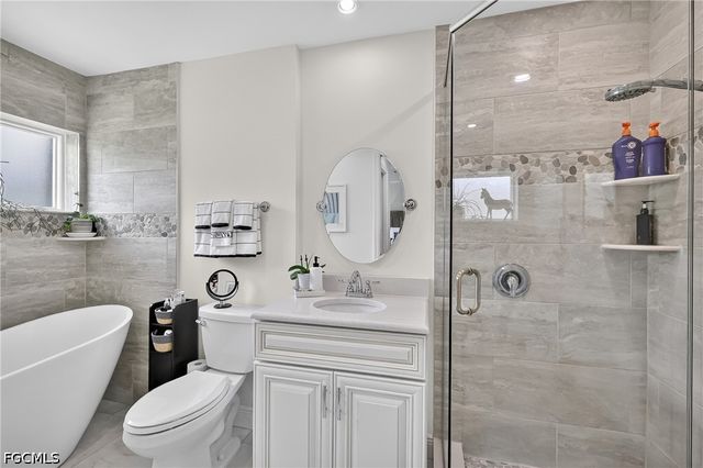 14066 Castle Hill WAY, Fort Myers, FL 33919